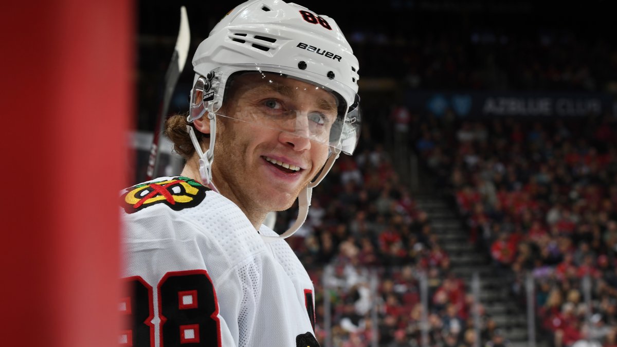 Blackhawks release statement after trading franchise icon Patrick