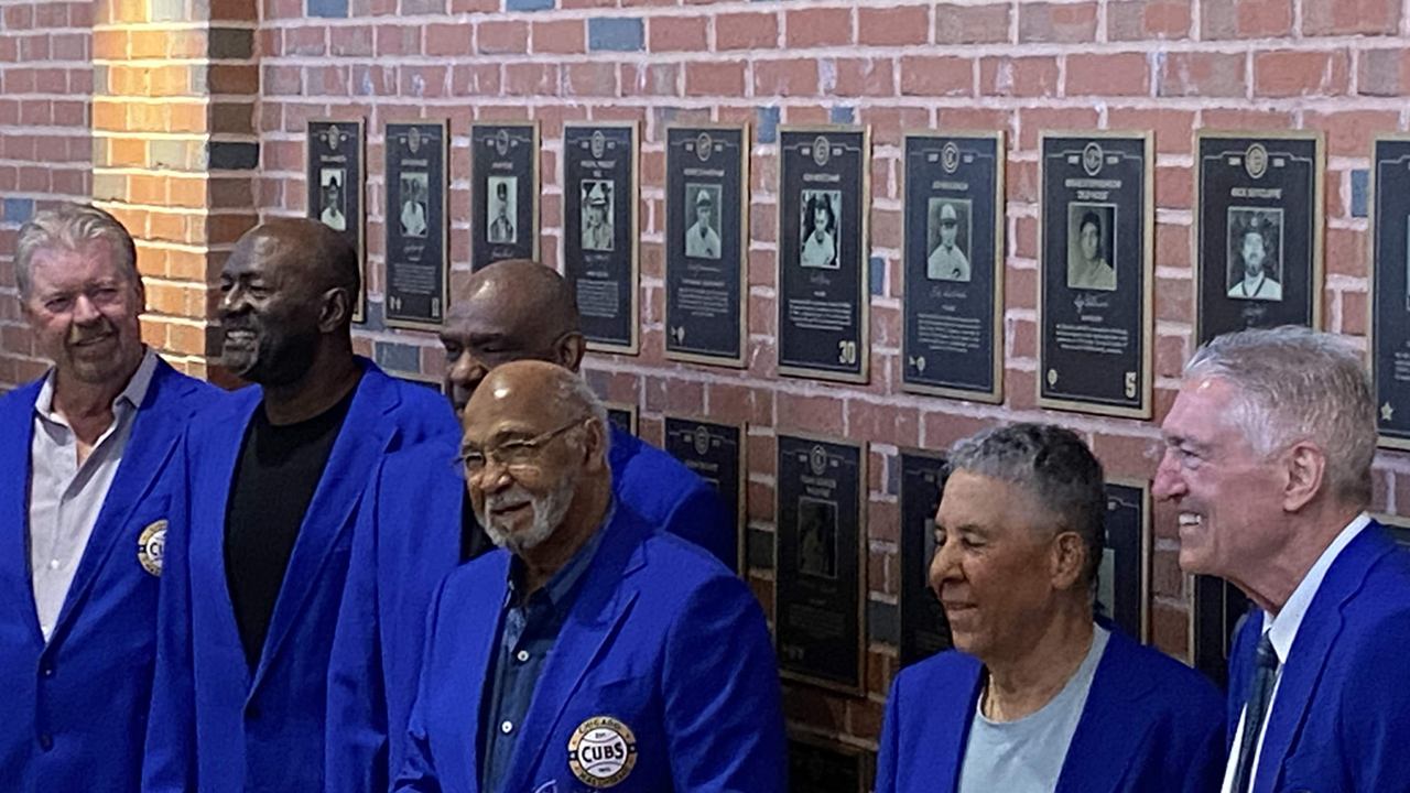 José Cardenal, Pat Hughes, Buck O'Neil inducted into Cubs Hall of