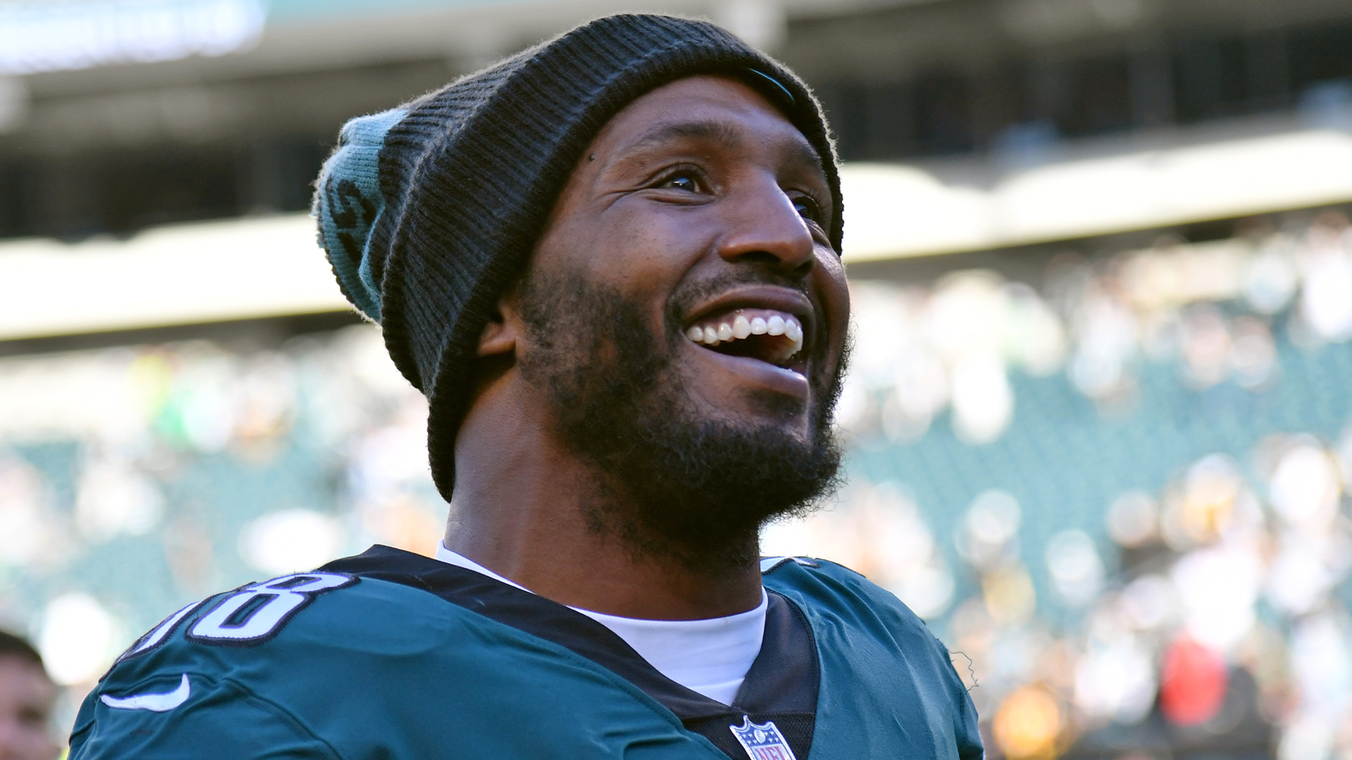 Chicago Bears agree to trade Robert Quinn to the Philadelphia Eagles