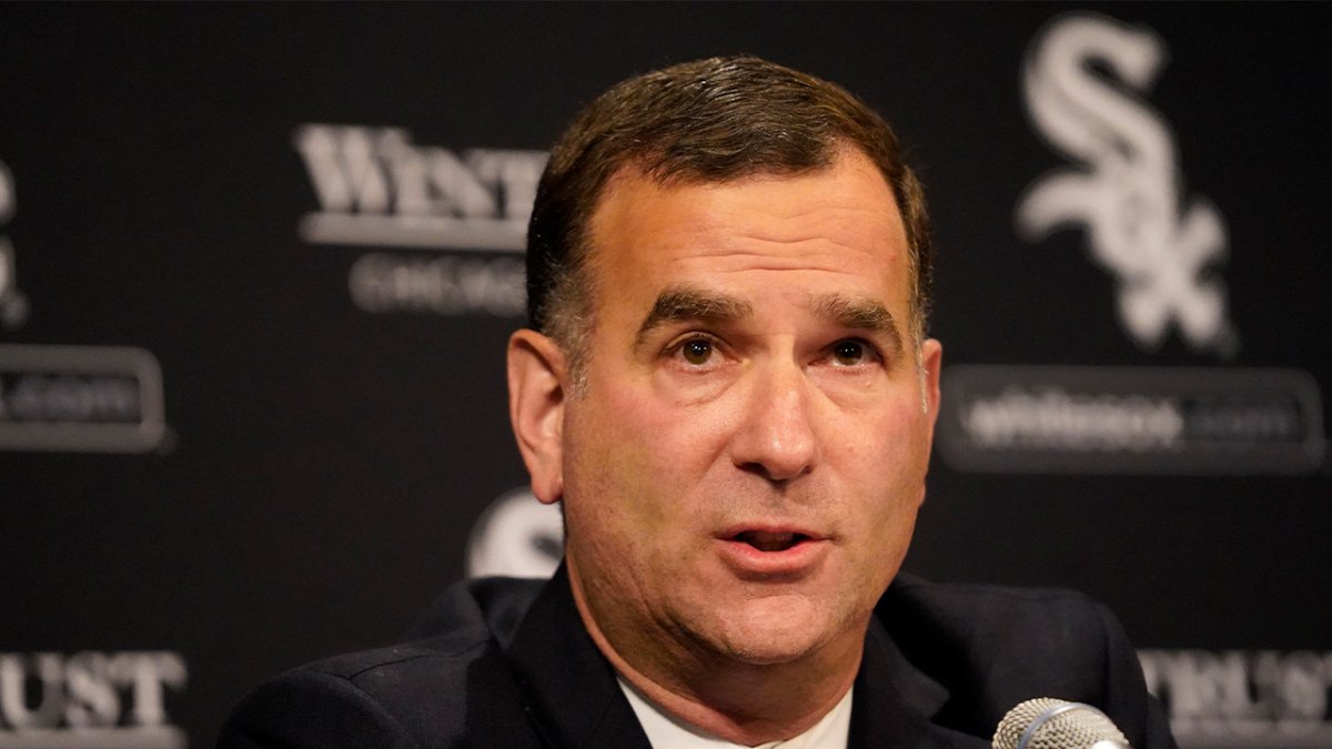 Rick Hahn discusses White Sox fans sending him letters