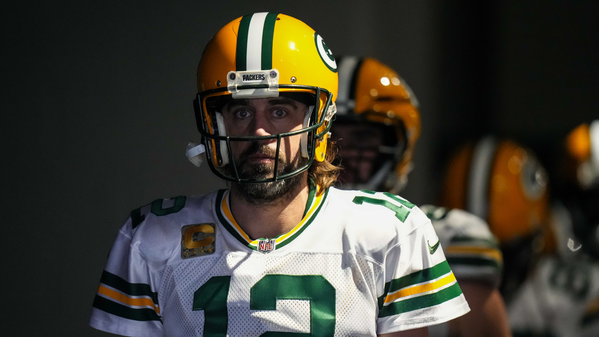 Aaron Rodgers signs bumper contract extension with Green Bay Packers