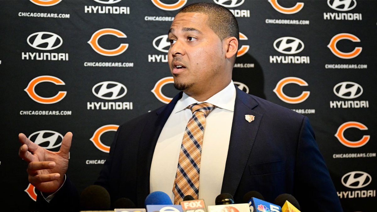 Bears' Ryan Poles mentions possibility of trade down to start Day 3 – NBC  Sports Chicago