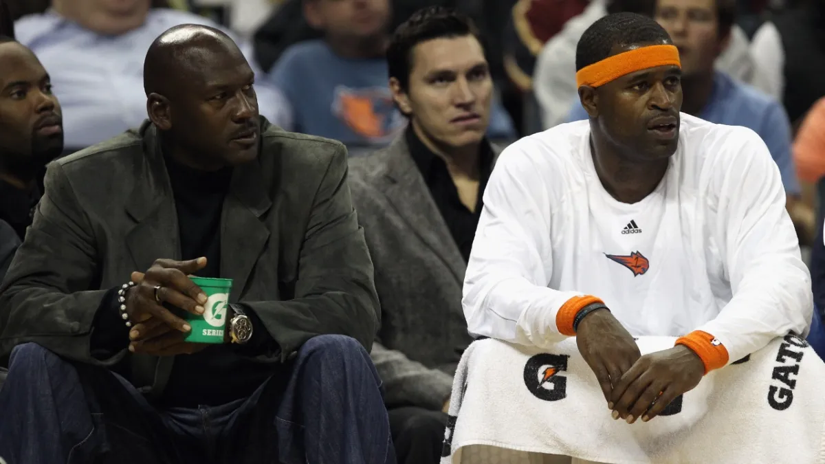 Stephen Jackson Shares A Wild Story On How 47-Year-Old Michael Jordan Beat  The Charlotte Hornets' First Team In Practice - Fadeaway World