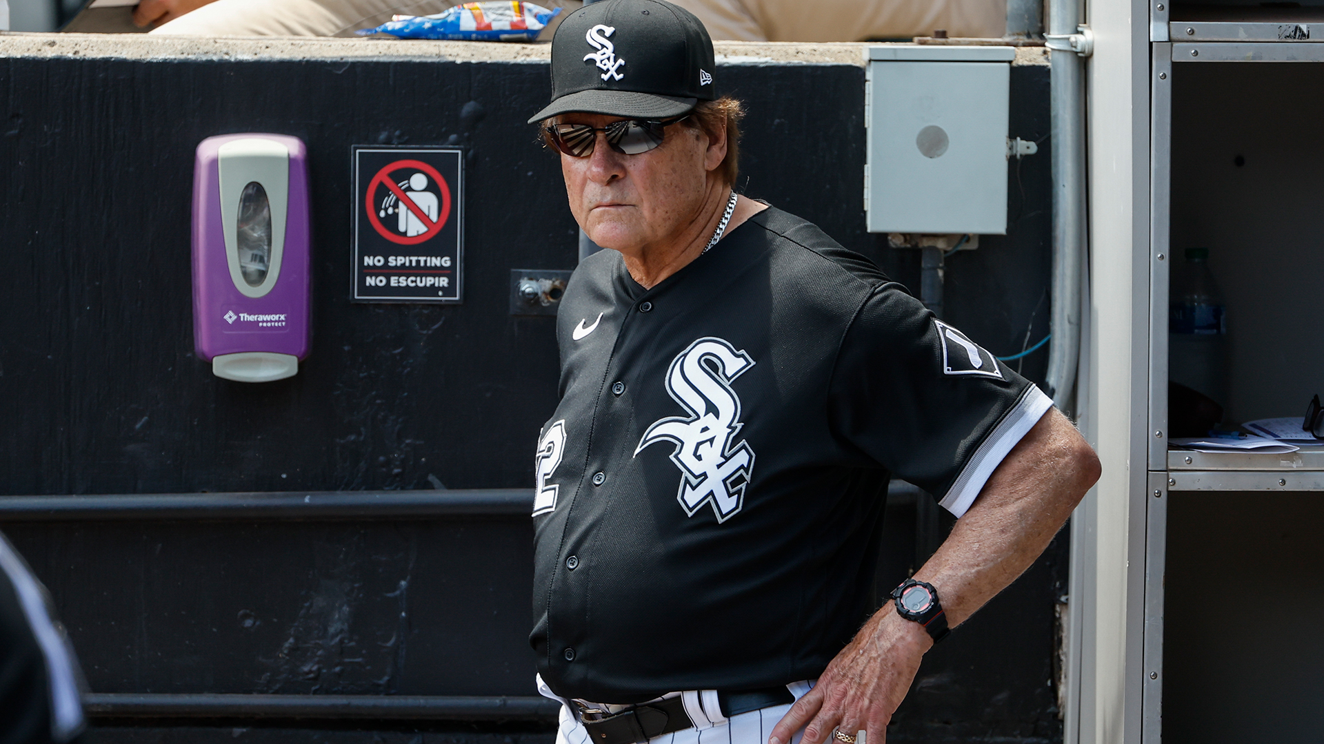 White Sox put OF Robert on 10-day IL with blurred vision