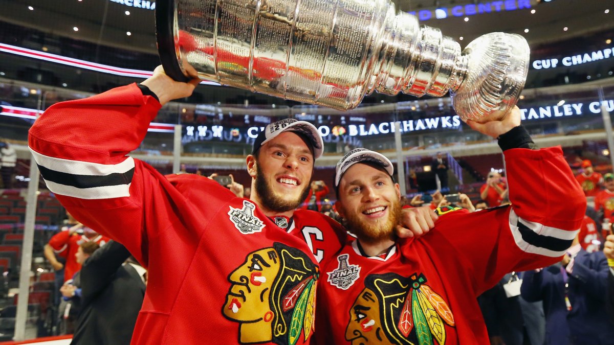 NHL on X: A gif worth a thousand games. Jonathan Toews and Patrick Kane  become just the 11th pair of teammates in League history to skate in 1,000  NHL games together. 🇺🇸: @