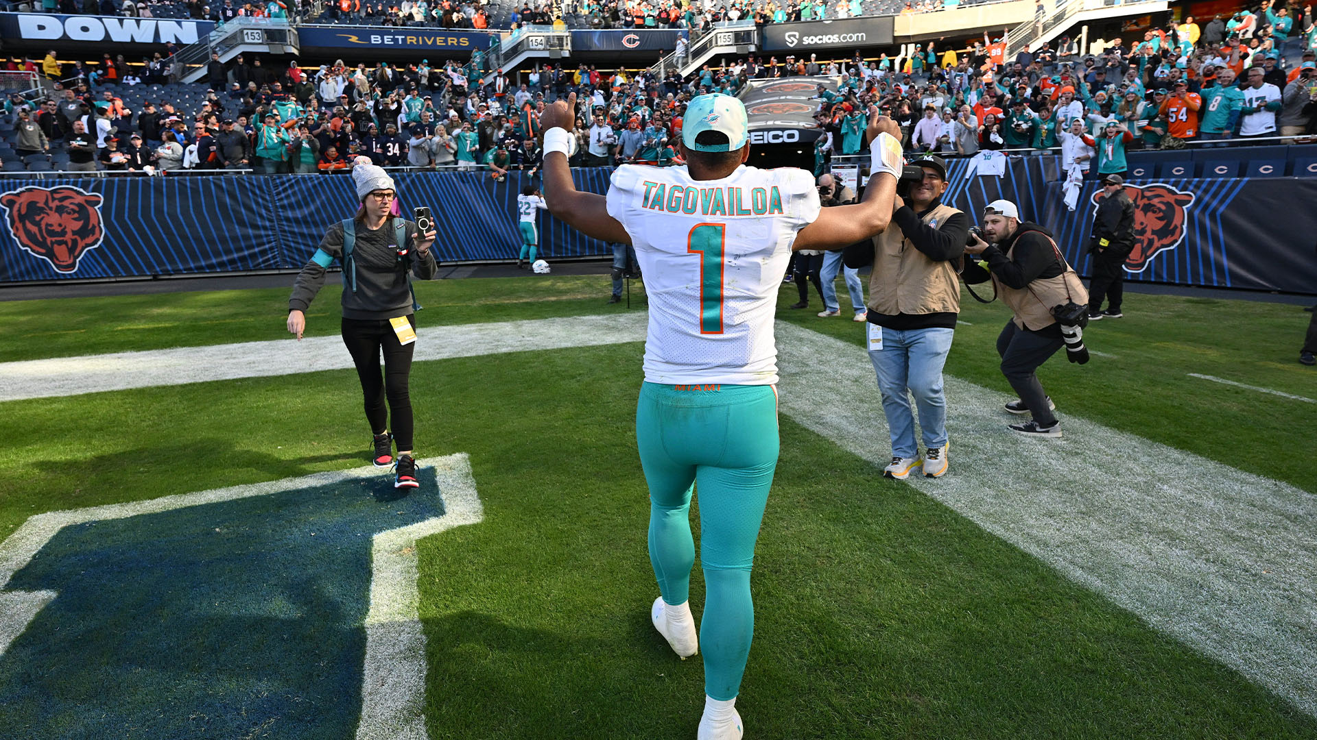 Dolphins' Tua Tagovailoa admits field conditions at Soldier Field were good  – NBC Sports Chicago