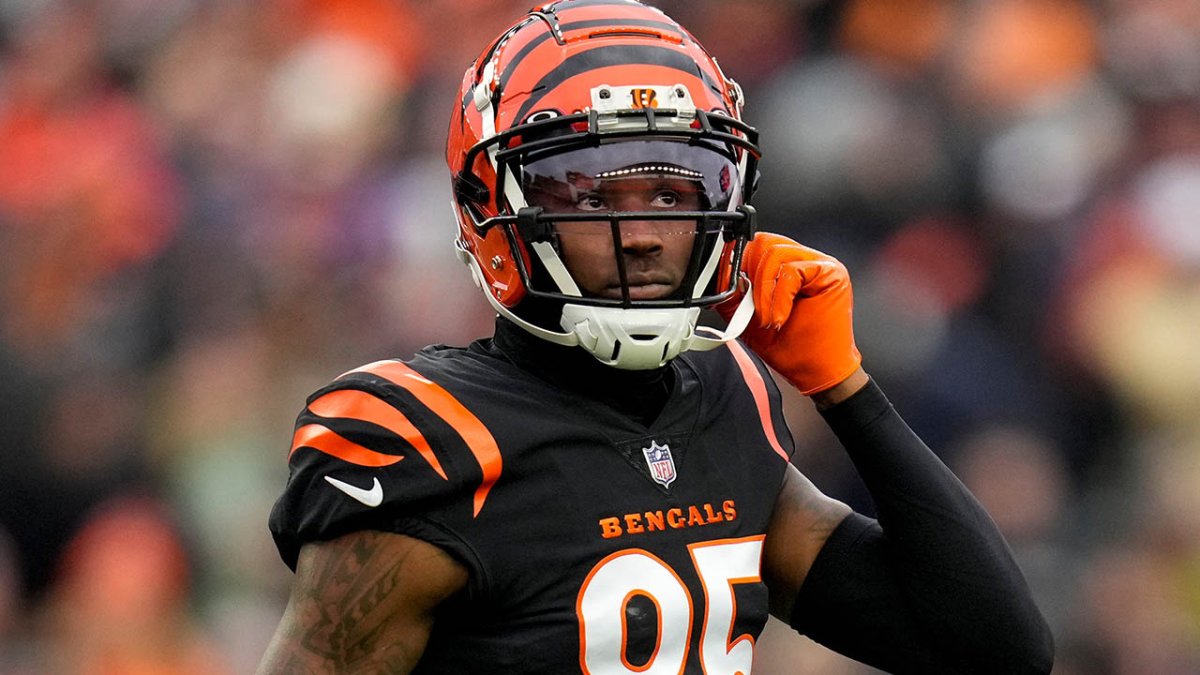 Why Peter King Thinks the Bengals Might Have to Move Tee Higgins – NBC  Chicago