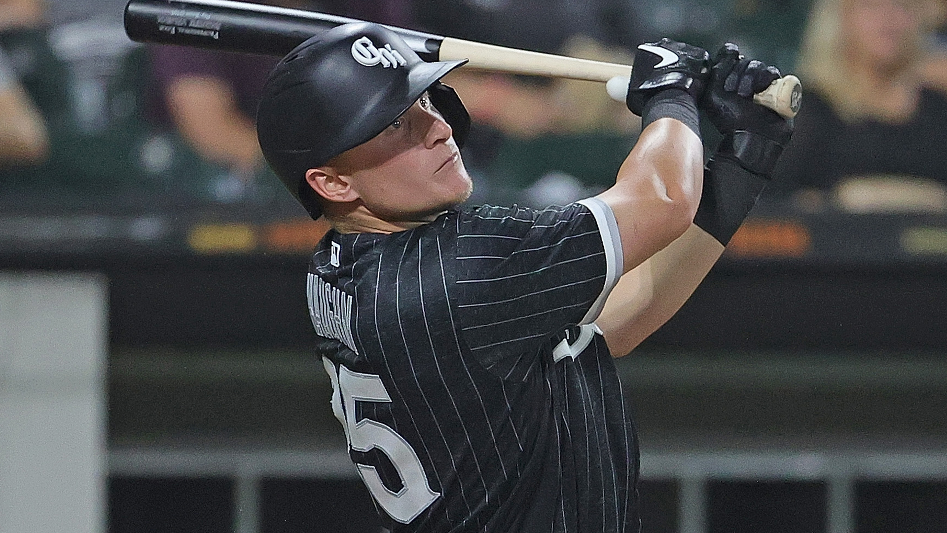 Andrew Vaughn gets 4 hits as White Sox beat Blue Jays 8-7