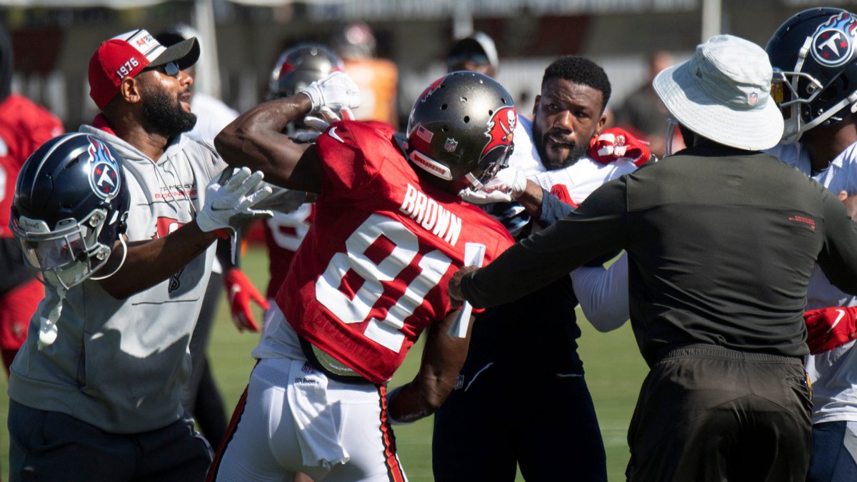 Bucs-Titans practice gets chippy, including dust-up with a Tampa