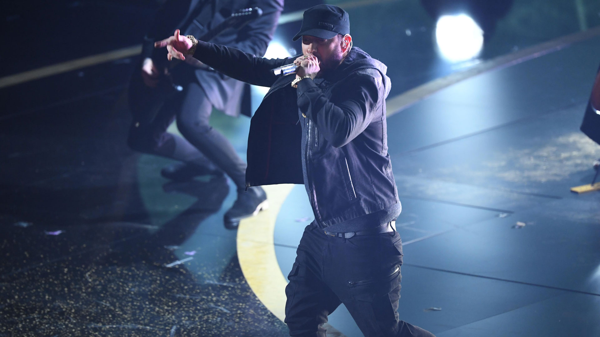 Los Angeles, United States. 13th Feb, 2022. Dr. Dre, Snoop Dogg, Eminem,  Mary J. Blige, and Kendrick Lamar perform during the Pepsi Super Bowl LVI  Halftime Show at SoFi Stadium in Los