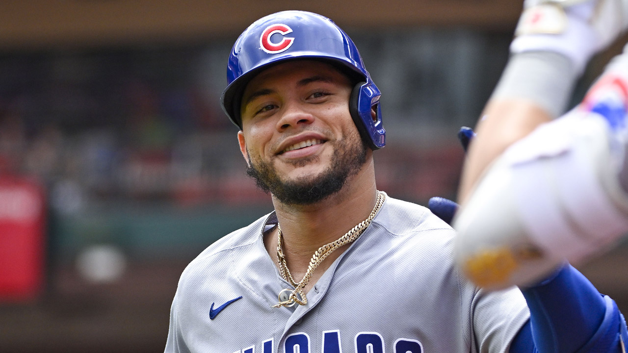 Cubs stick with Willson Contreras and Ian Happ