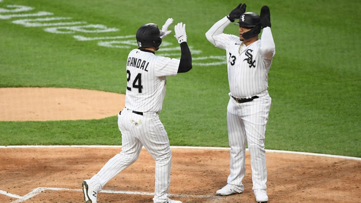 Redeveloping White Sox parking lots could be home run for Chicago