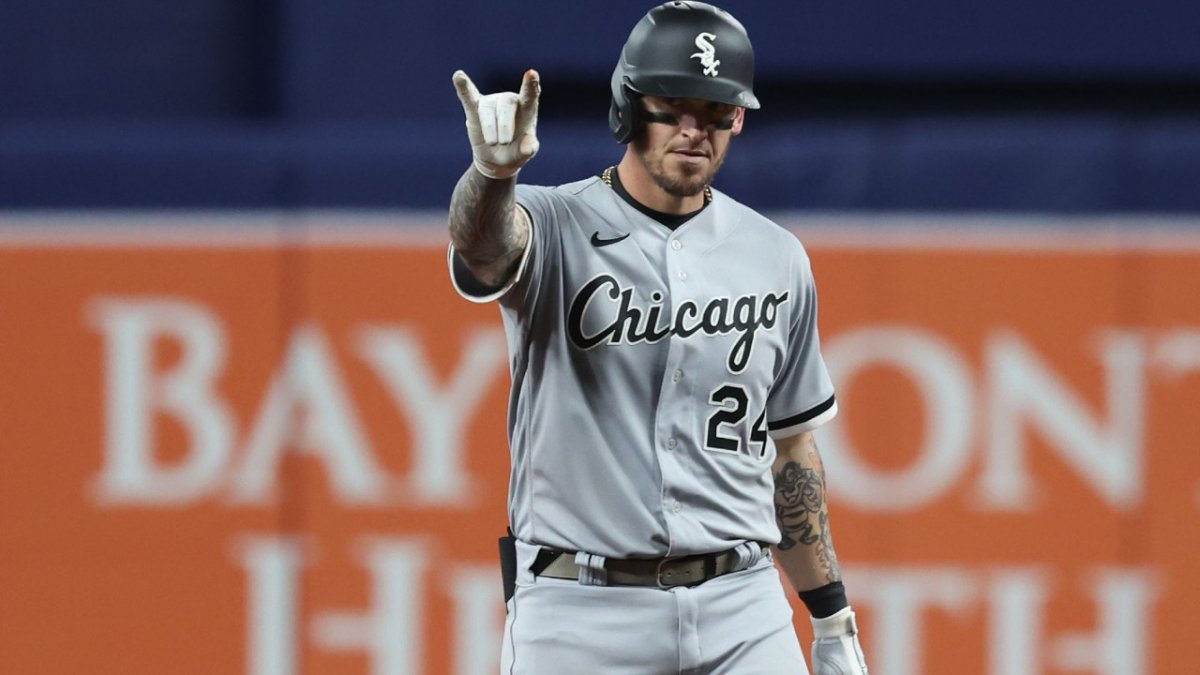 Yasmani Grandal denies javing physical altercation with Tim Anderson – NBC  Sports Chicago