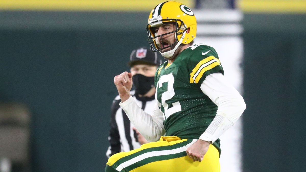 Aaron Rodgers skips Packers mandatory minicamp and risks hefty fine