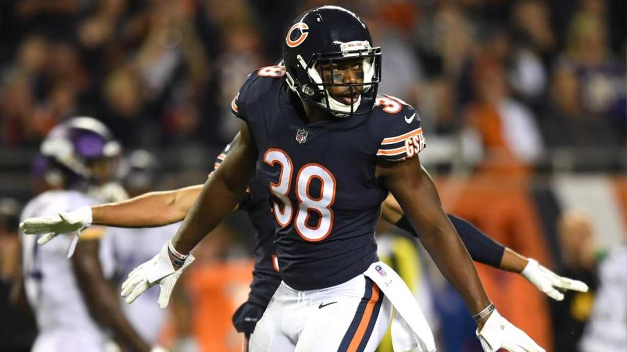 The great defensive back debate: Should the Bears keep Adrian Amos