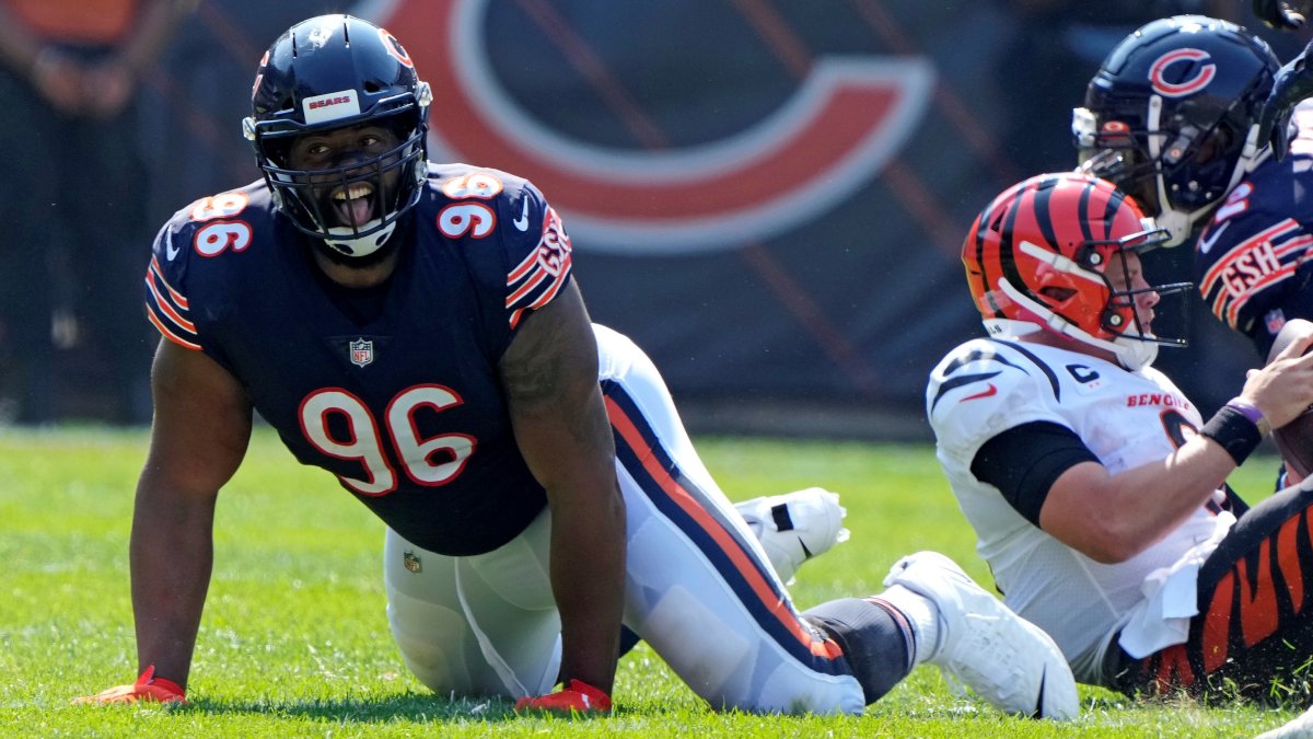 Darnell Mooney of the Chicago Bears moves around Kevin King of the