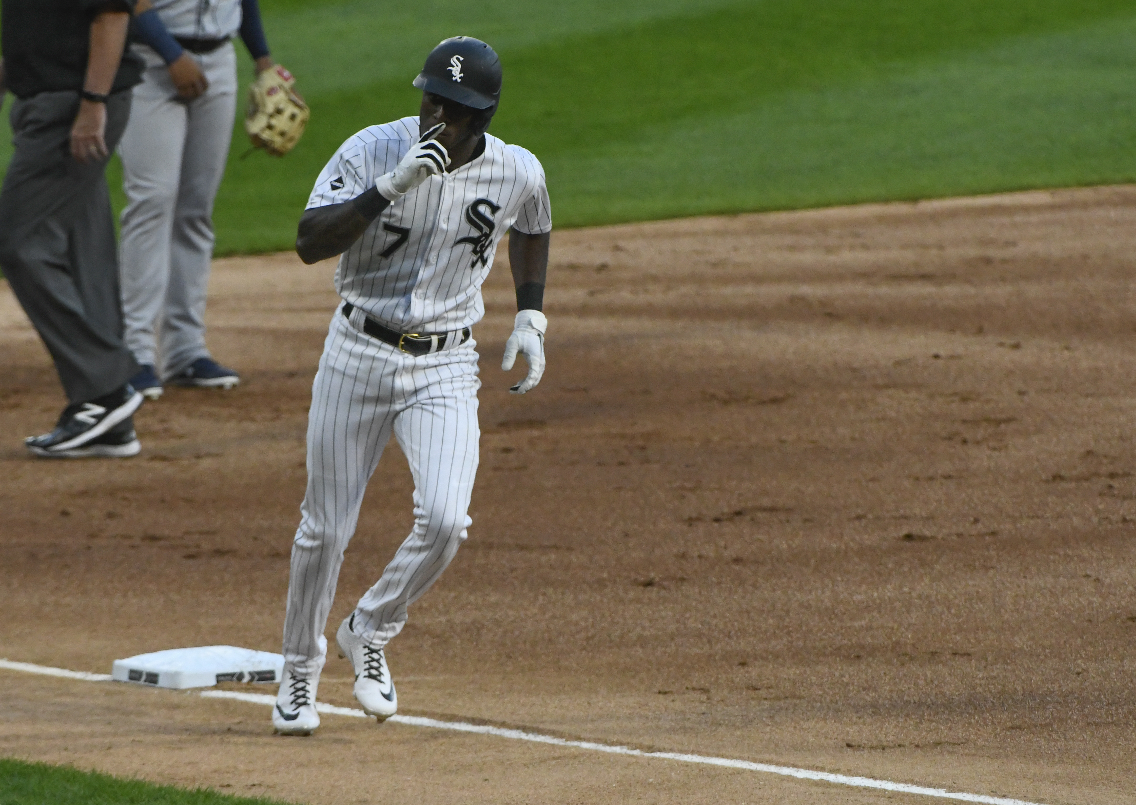 Chicago White Sox on X: Luis Robert welcomed himself home with a