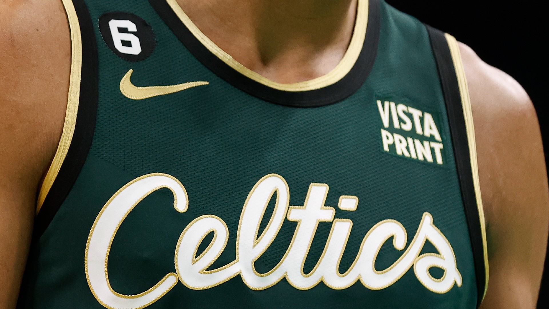 NBA: New Christmas Jerseys Puts Players, Fans on First-Name Basis