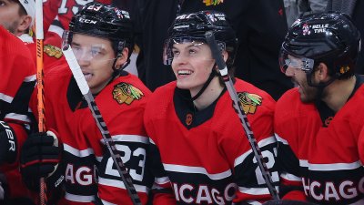 Three Hawks Hits: Lukas Reichel scores first NHL goal in