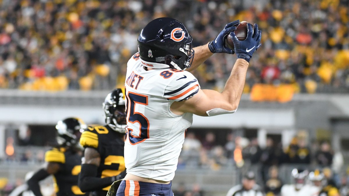 Chicago Bears early extension candidates: TE Cole Kmet