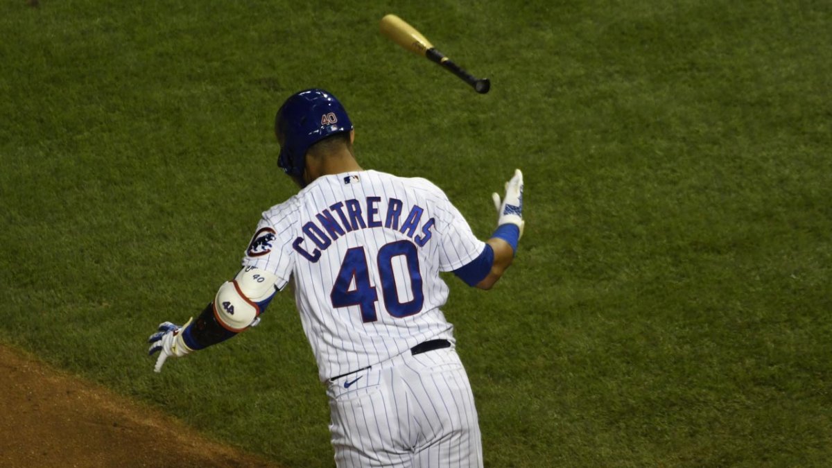 Video: Willson Contreras delivered an amazing bat flip after his