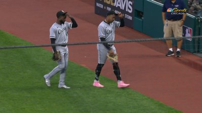 White Sox' Eloy Jiménez tells Appendicitis story – NBC Sports Chicago