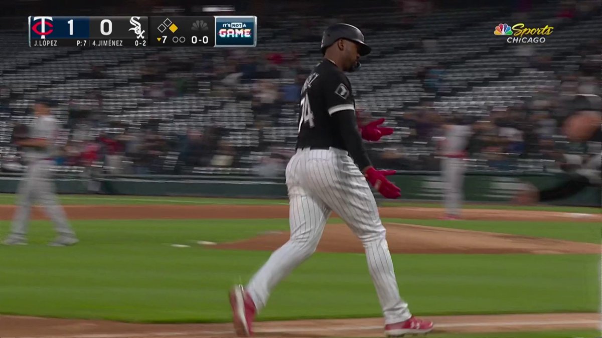 Hermano Eloy Jimenez GIF - Hermano Eloy Jimenez Chicago White Sox -  Discover & Share GIFs