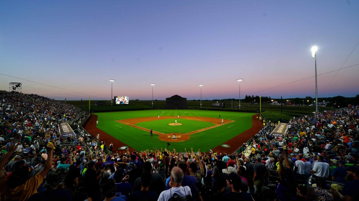 MLB on FOX - MLB returns to the Field of Dreams on August 11, 2022