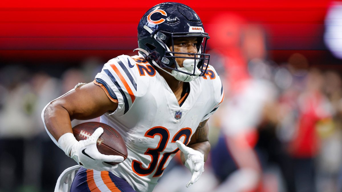 Bears rely on ground game and backup Khalil Herbert - The San