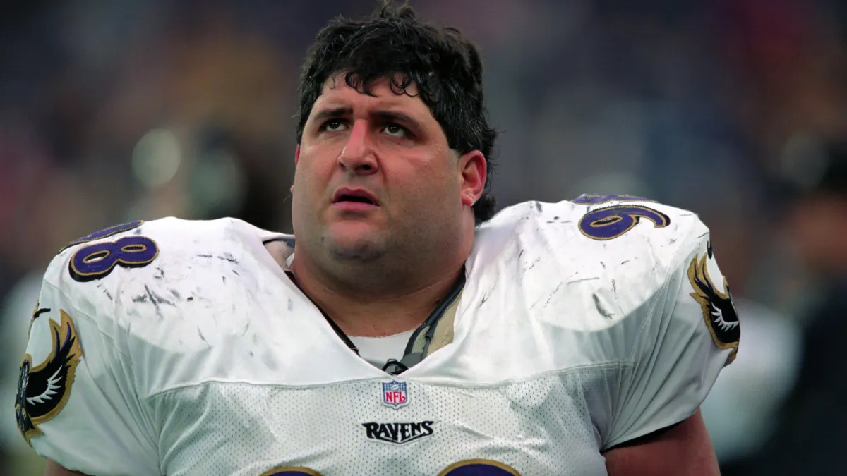 Baltimore Ravens Tony Siragusa And New York Giants Michael