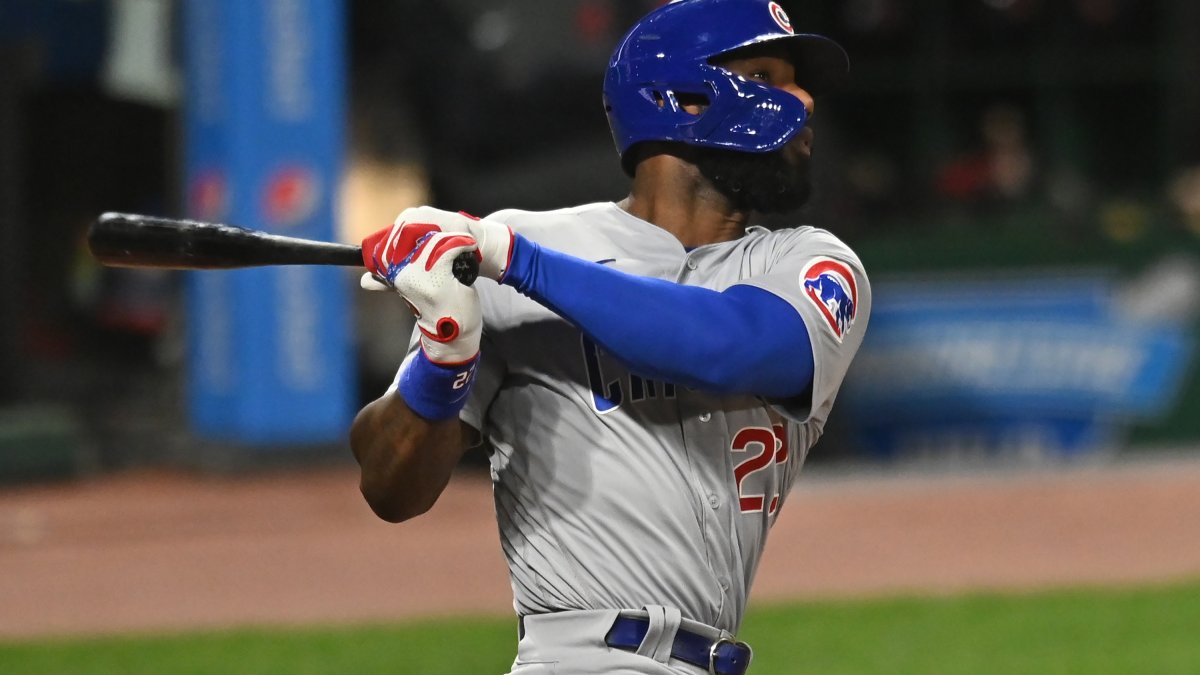 Cubs' Jason Heyward, Cardinals' Dexter Fowler sit out in protest as teams  choose to play