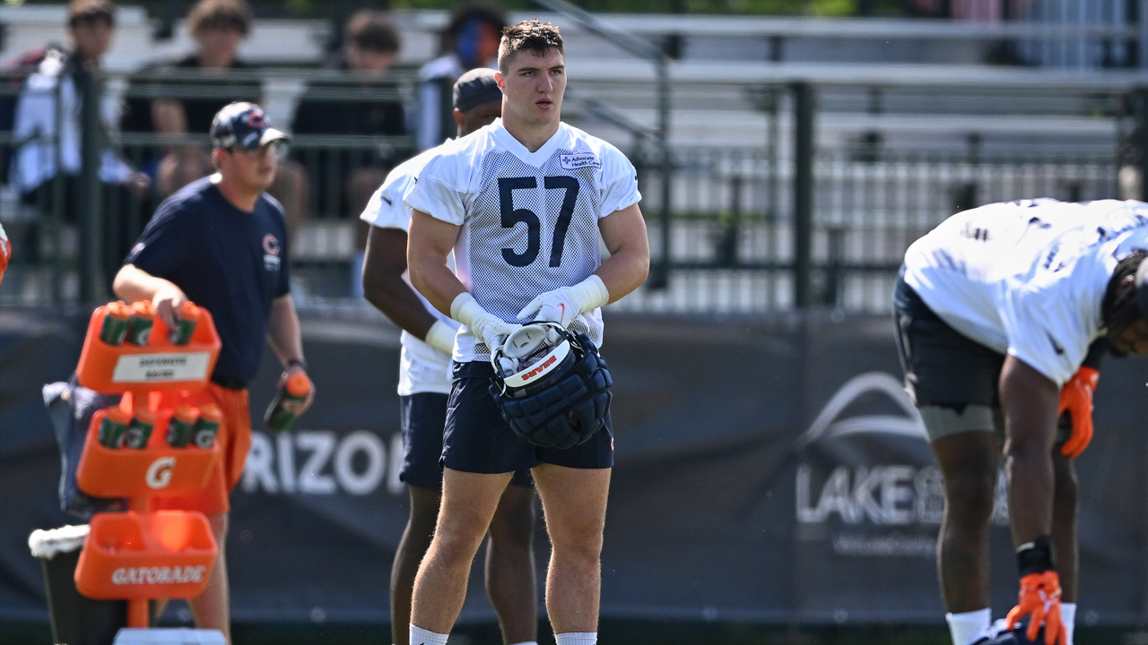 Bears add linebacker depth with Jack Sanborn done for the season