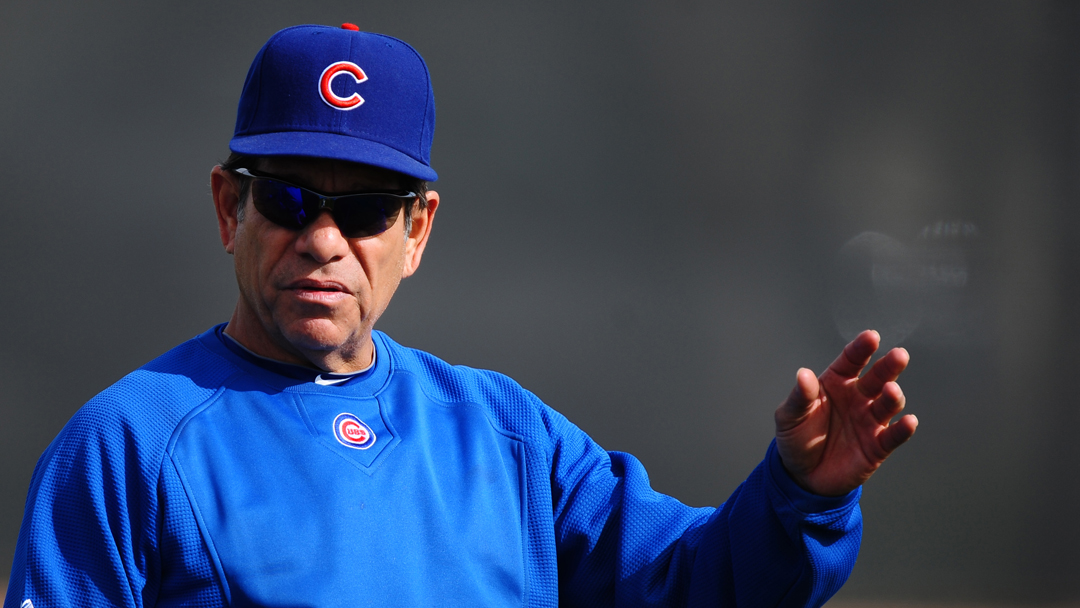 Struggling Cubs fire general manager Hendry