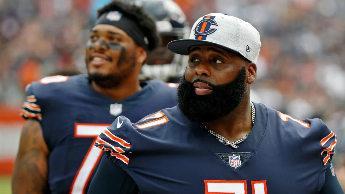 Jason Peters' Justin Fields evaluation shows why Bears should bring LT back  – NBC Sports Chicago