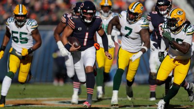Bears' Justin Fields not focused on history of Bears-Packers