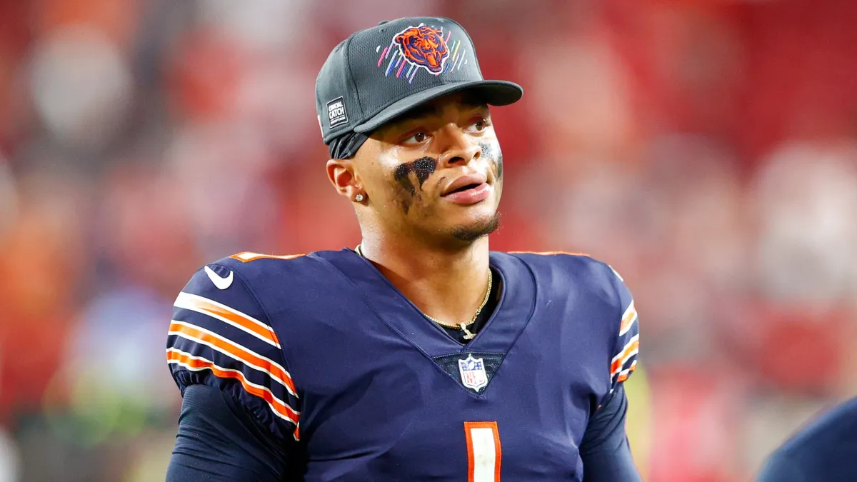 Chicago Bears quarterback Justin Fields on Bears Week 4 loss: 'It hurt,  emotions flowing everywhere'