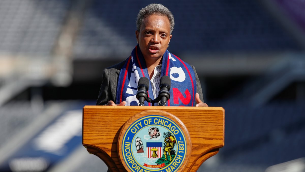 Less Than 50% Chance Bears' Fans Will Return to Soldier Field This Season:  Lightfoot – NBC Chicago