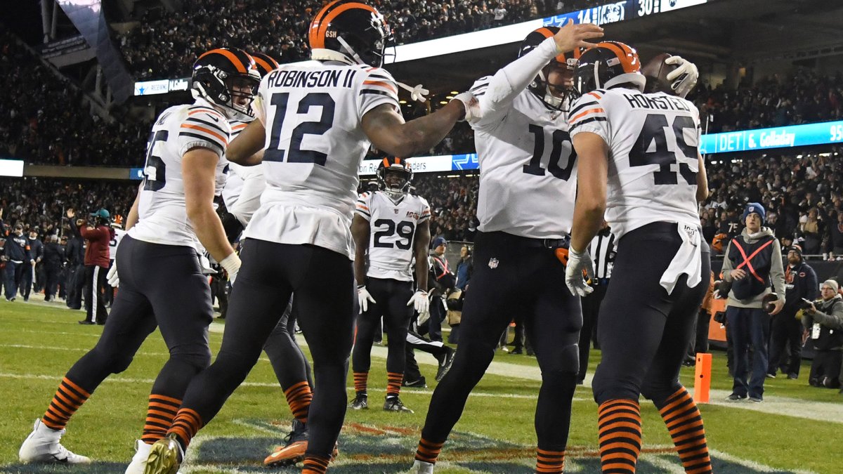 Mitch Trubisky has a fan in Steelers running back James Conner