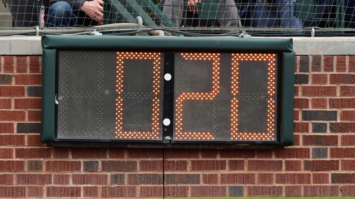 MLB Scoreboard Wall Clock