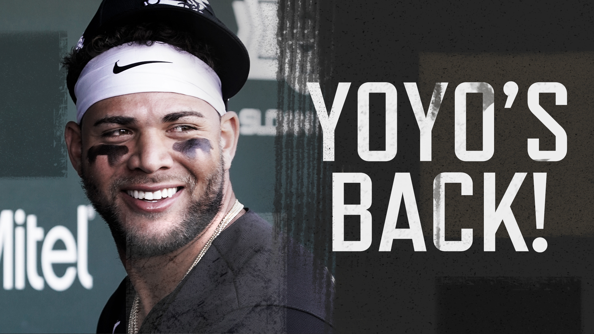 Download Yoan Moncada Smiling With Arms Up Wallpaper