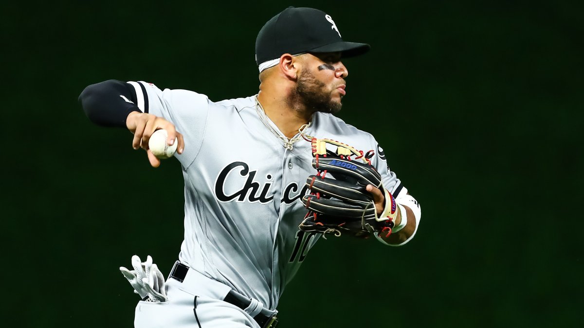 Will Yoan Moncada wind up at Chicago White Sox's No. 2 hitter?