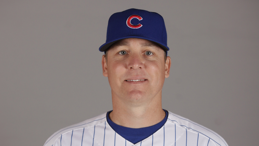 Struggling Cubs fire general manager Hendry