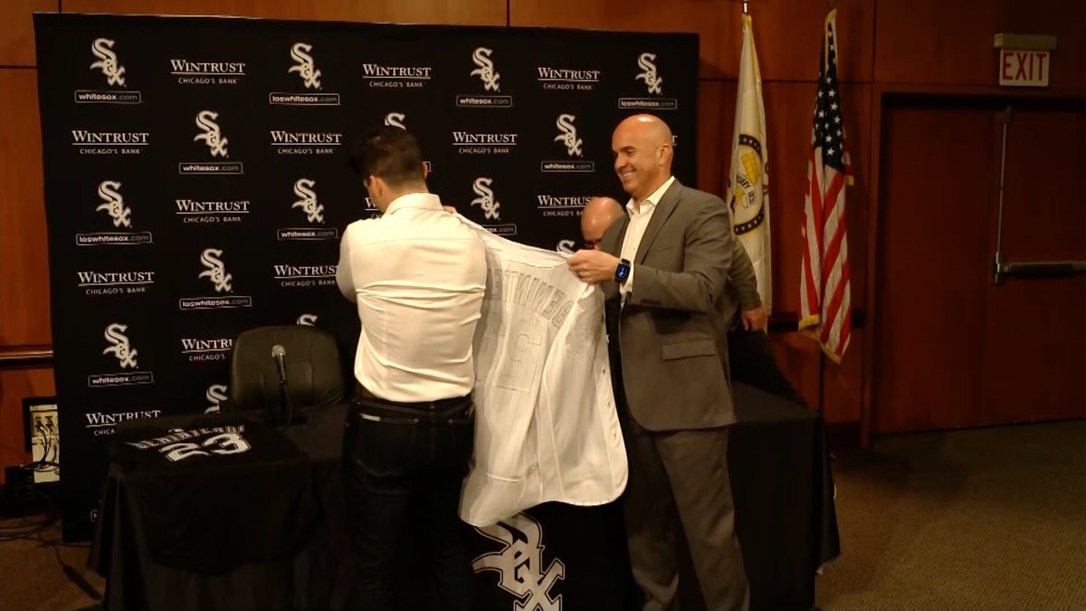 Men's Andrew Benintendi Chicago White Sox White Alternate Premium Stit –  Victory Uniform Store