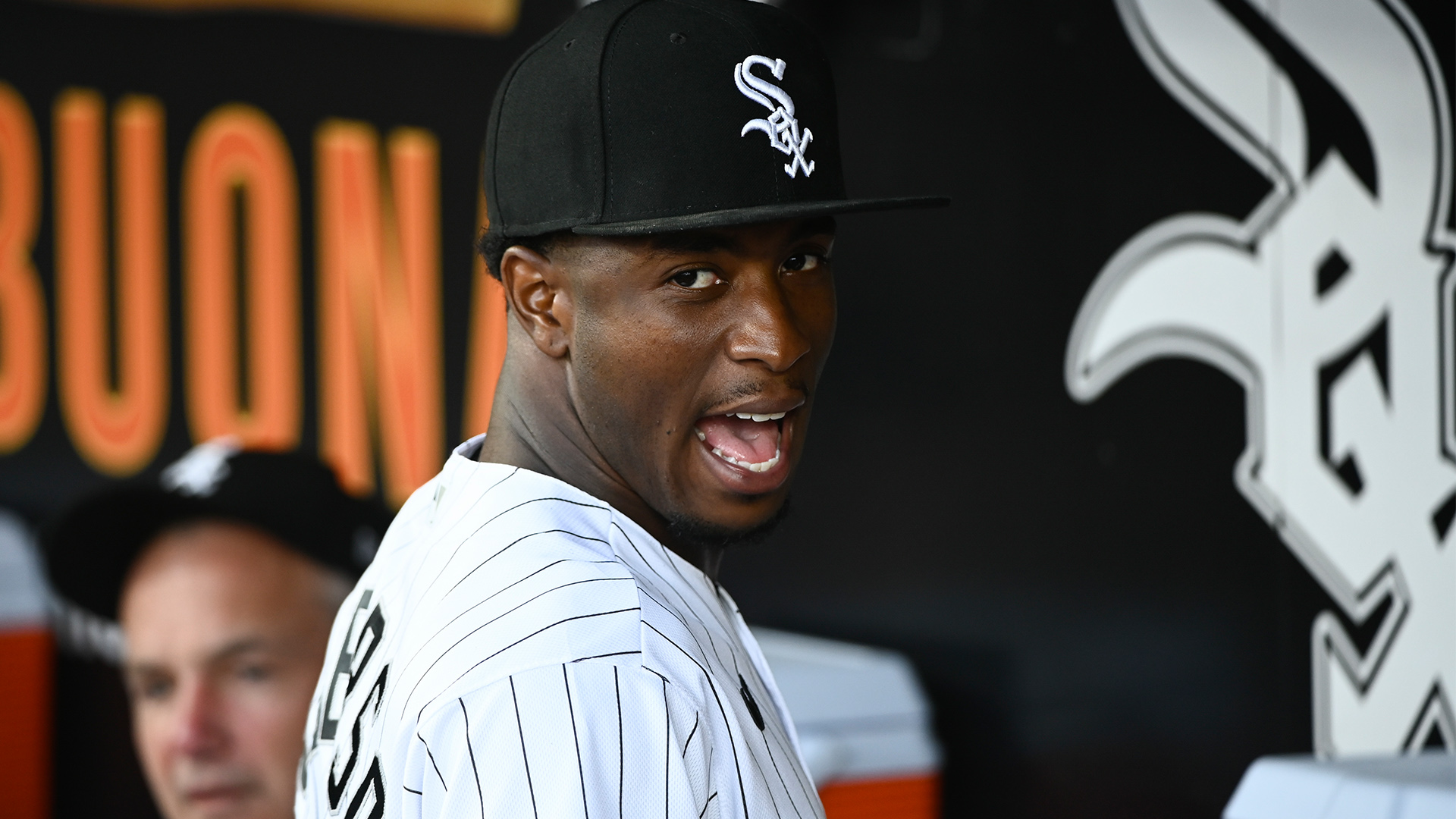 Chicago White Sox outfielder Luis Robert to see specialist, no IL decision