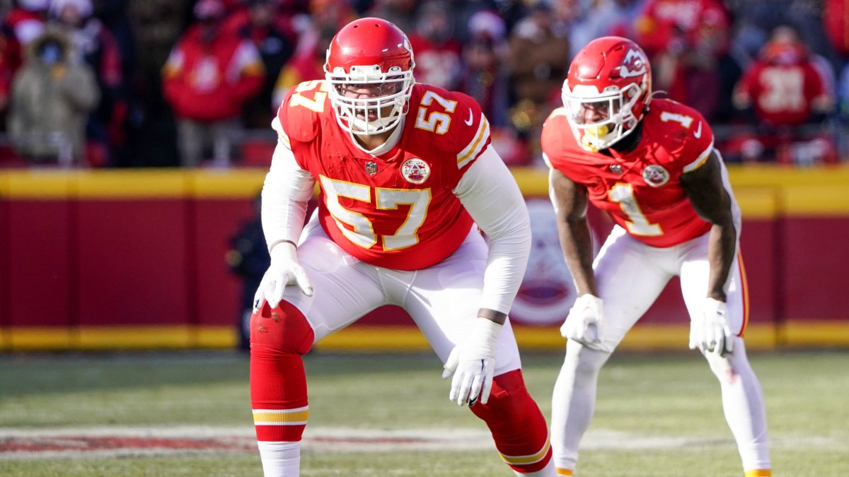 Report: LT Orlando Brown Jr. to report to Chiefs training camp