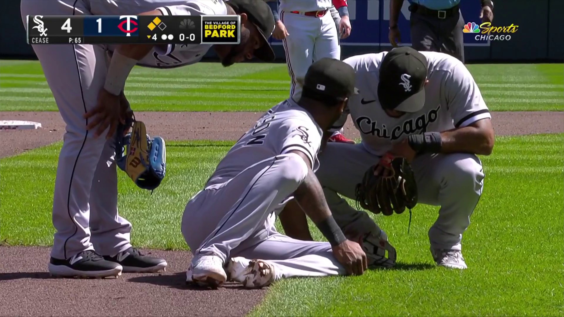 Tim Anderson exits White Sox game with injury