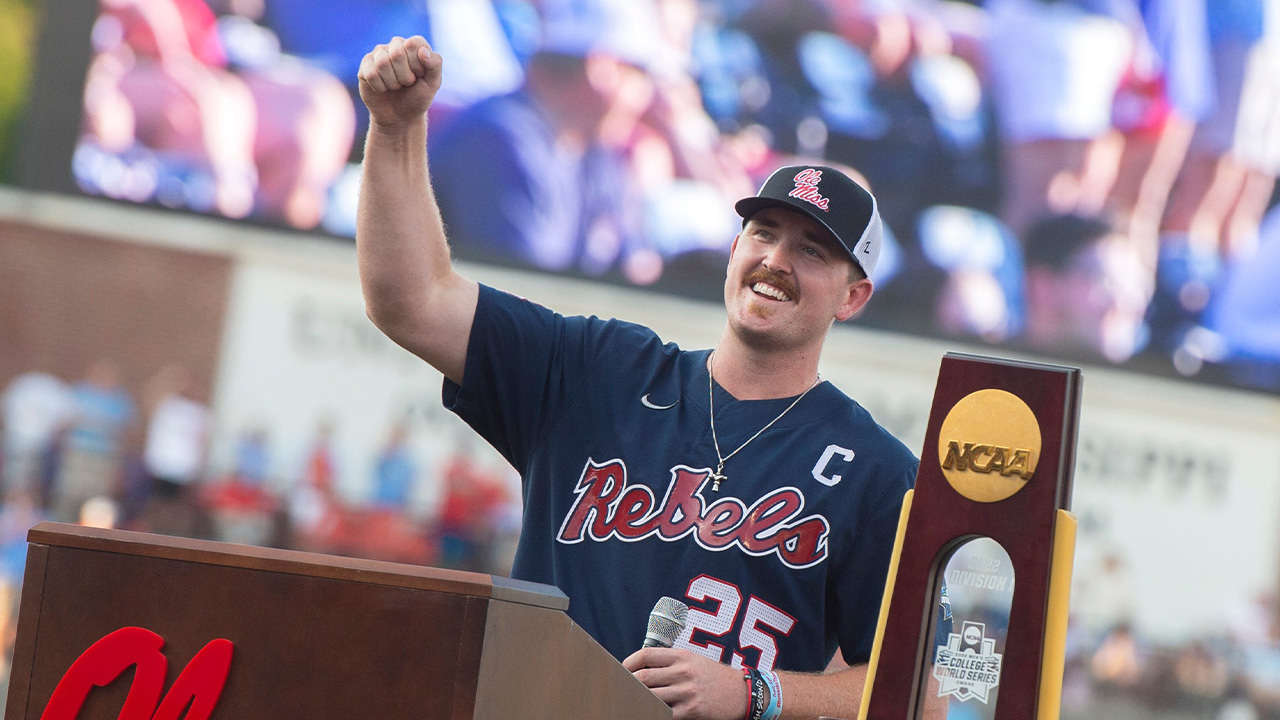 Ole Miss Slugger Smashes Home Run With Torn ACL - FanBuzz