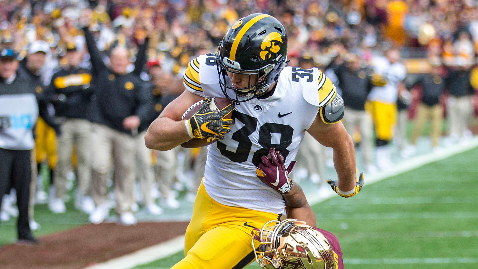 Detroit Lions Select T.J. Hockenson Eighth Overall - Ninety-Nine Yards:  American Football