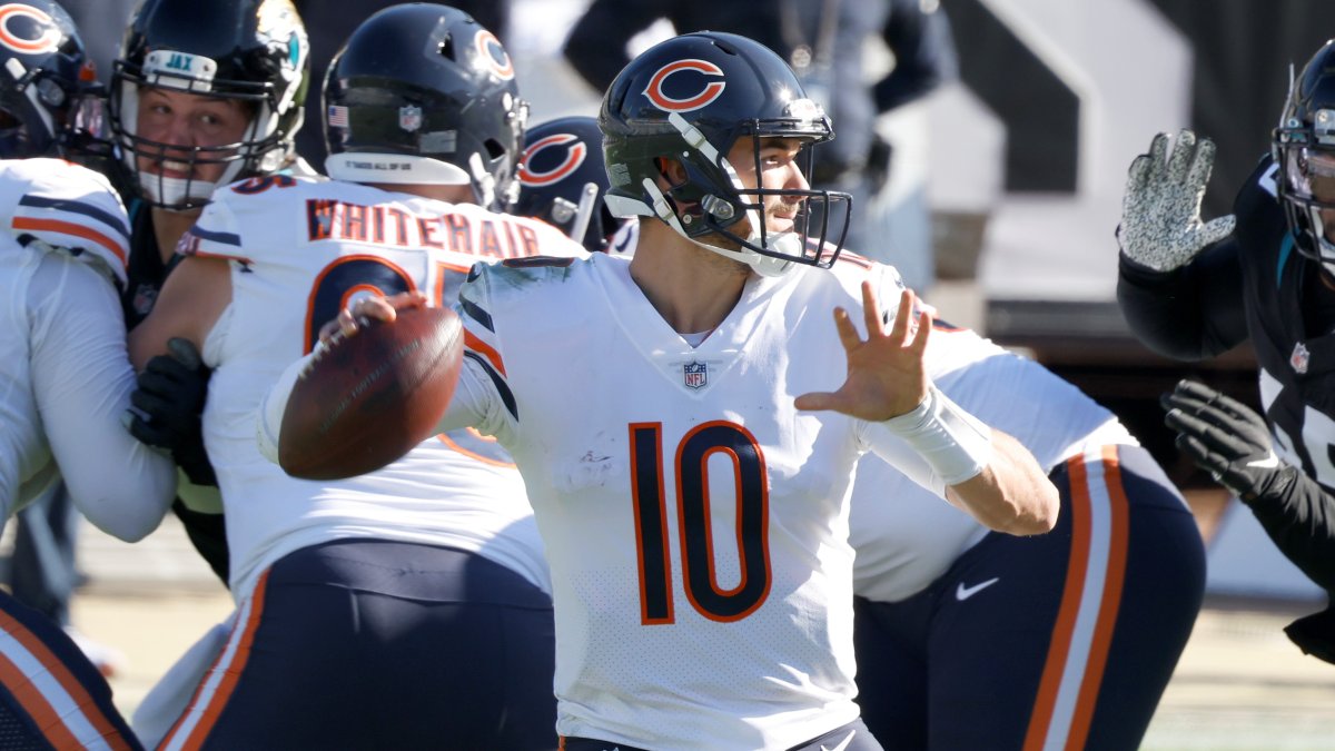 Four Downs: Lions' awful game plan turns Bears' Trubisky into an