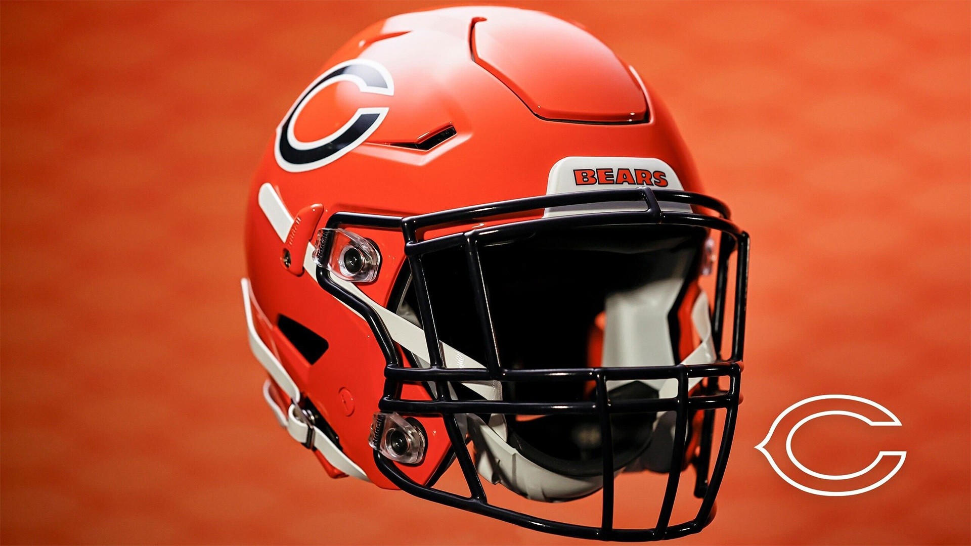 Chicago Bears make a mistake with new orange alternate helmets